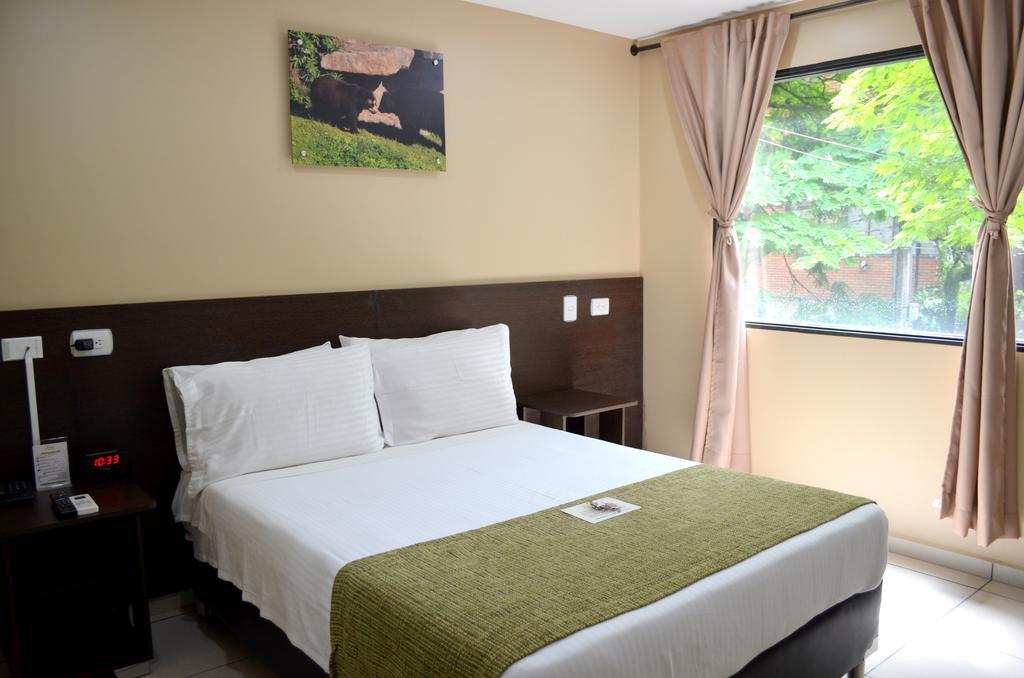 Hotel Poblado Boutique Express Medellín Zewnętrze zdjęcie